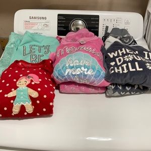Girls lot of size 6/7 preowned pajamas